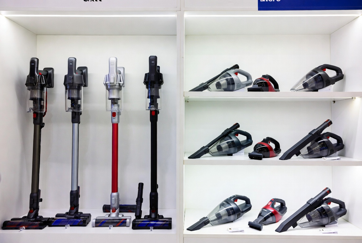 Handheld Vacuum vs Stick Vacuum: What Do Retail Buyers Prefer in 2026?